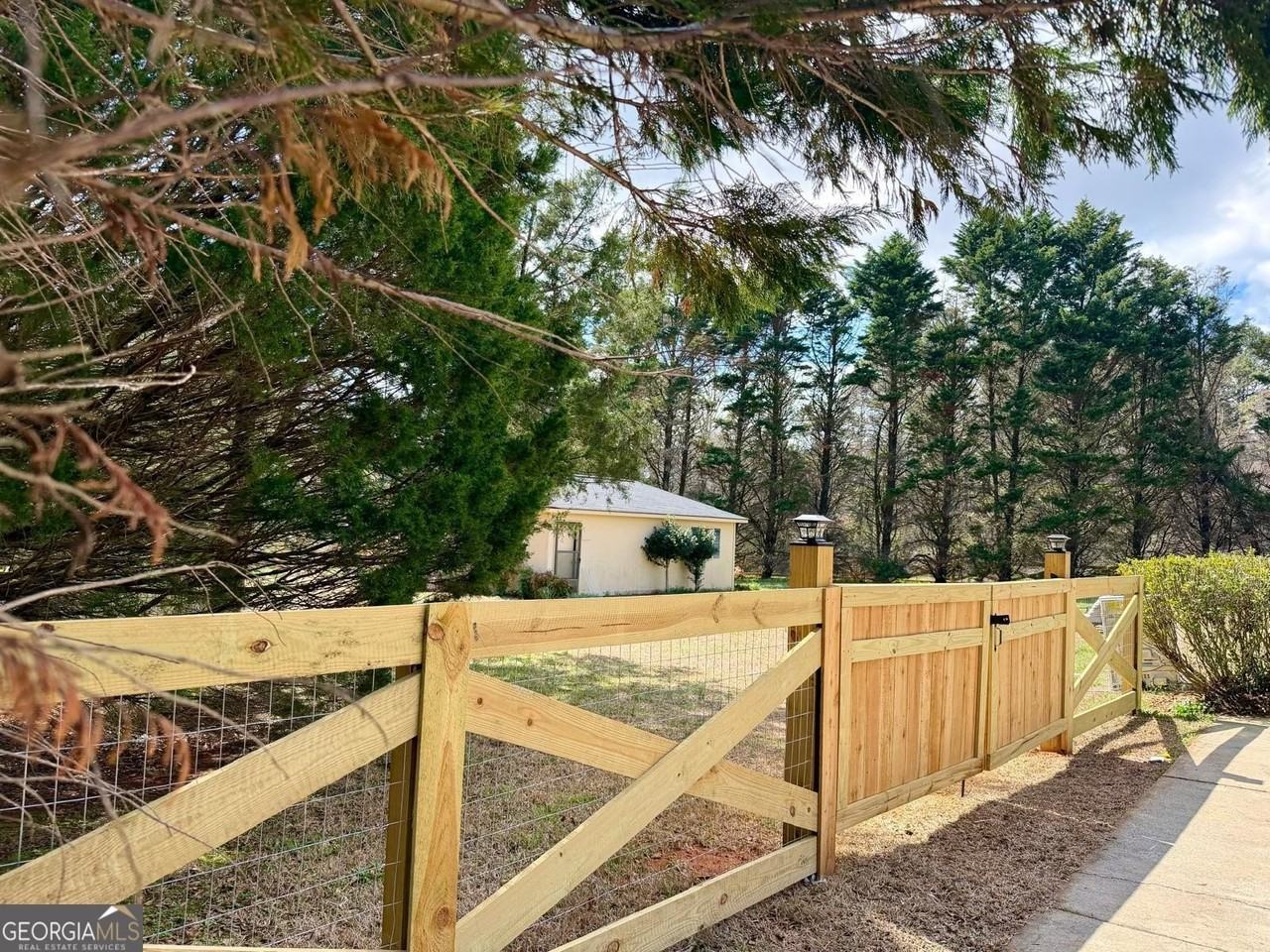 3041 Monroe Hwy - Photo 4 of 29