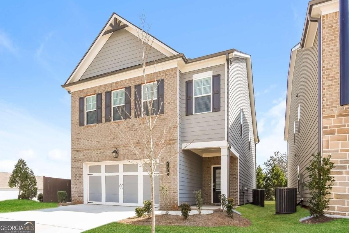 5379 Fox Den Rd - Photo 2 of 49