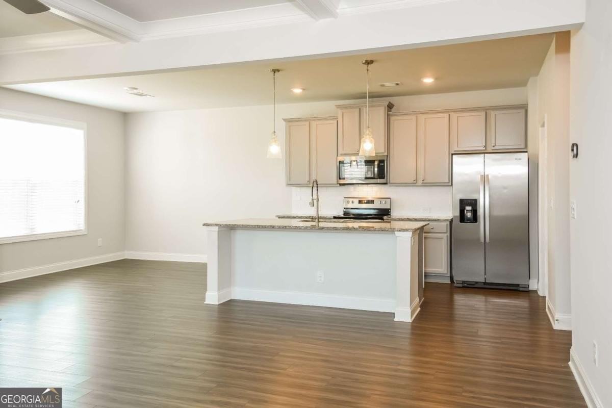 5379 Fox Den Rd - Photo 6 of 49