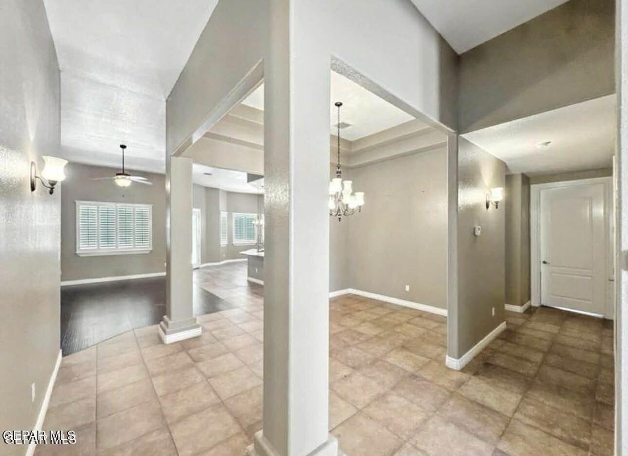 13574 Emerald Falls Dr - Photo 5 of 17