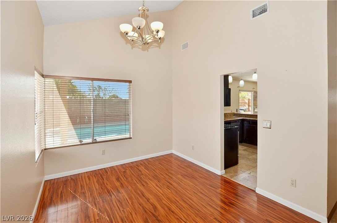 7709 Kalmalii Ave - Photo 6 of 37