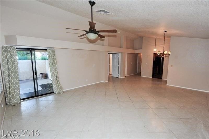 5228 Crooked River Cir - Photo 4 of 14