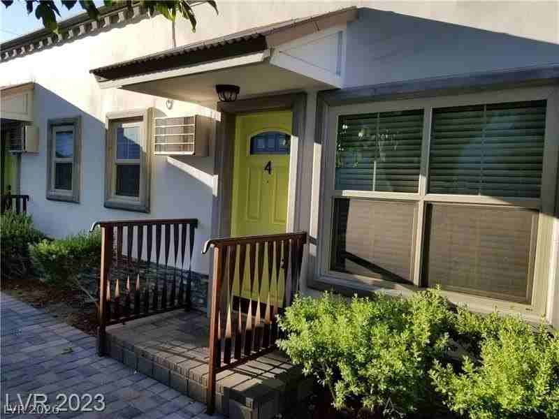 217 N 9th St #6 - Photo 6 of 17