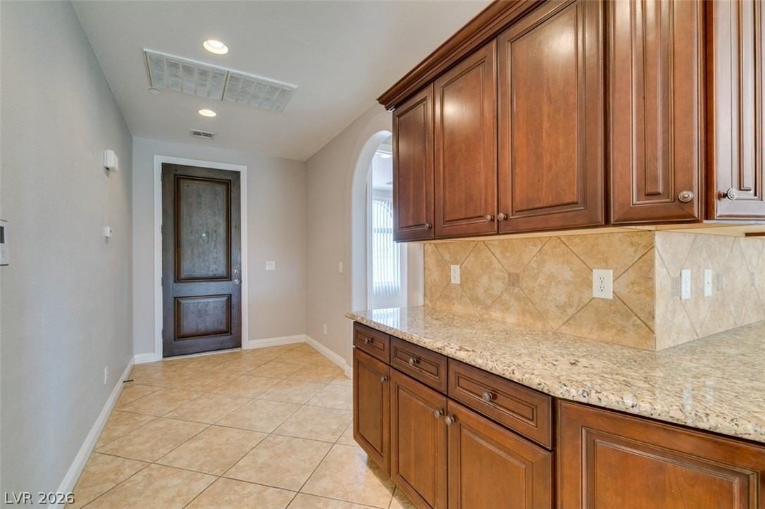 13 Avenza Dr - Photo 4 of 44