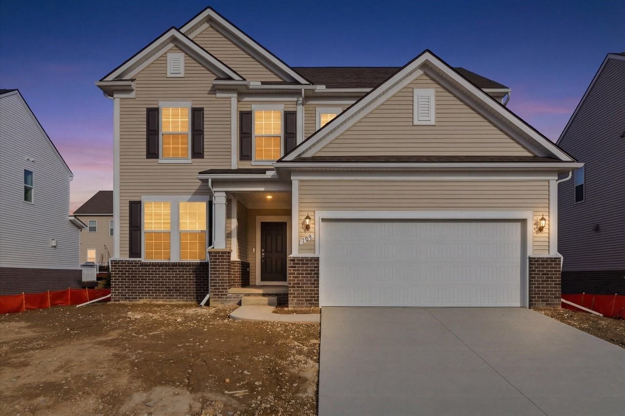 709 Risdon Trl S - Photo 4 of 35