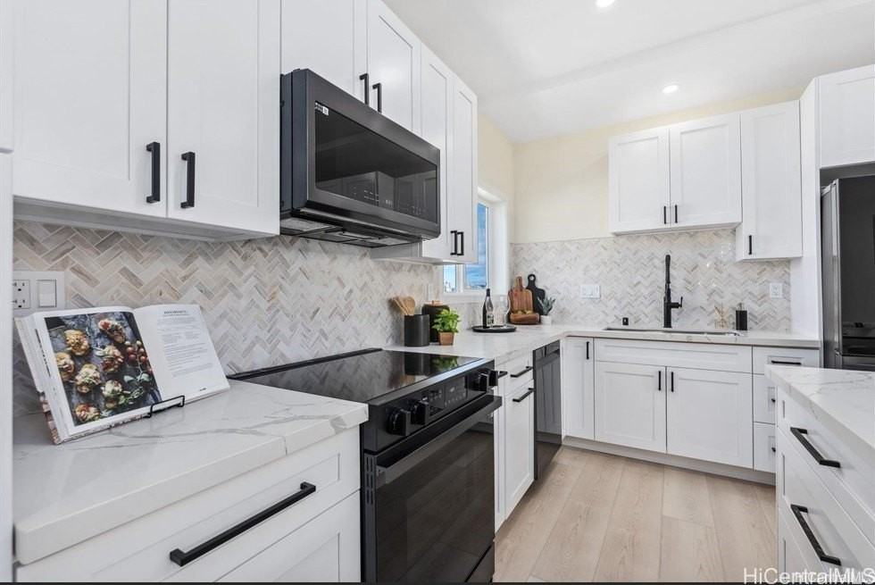 1364 Frank St - Photo 5 of 16