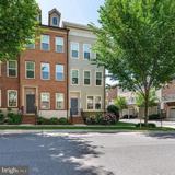 252 Hemingway Dr - Photo 1 of 1