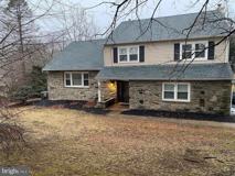 1104 Dunvegan Rd - Photo 1 of 1