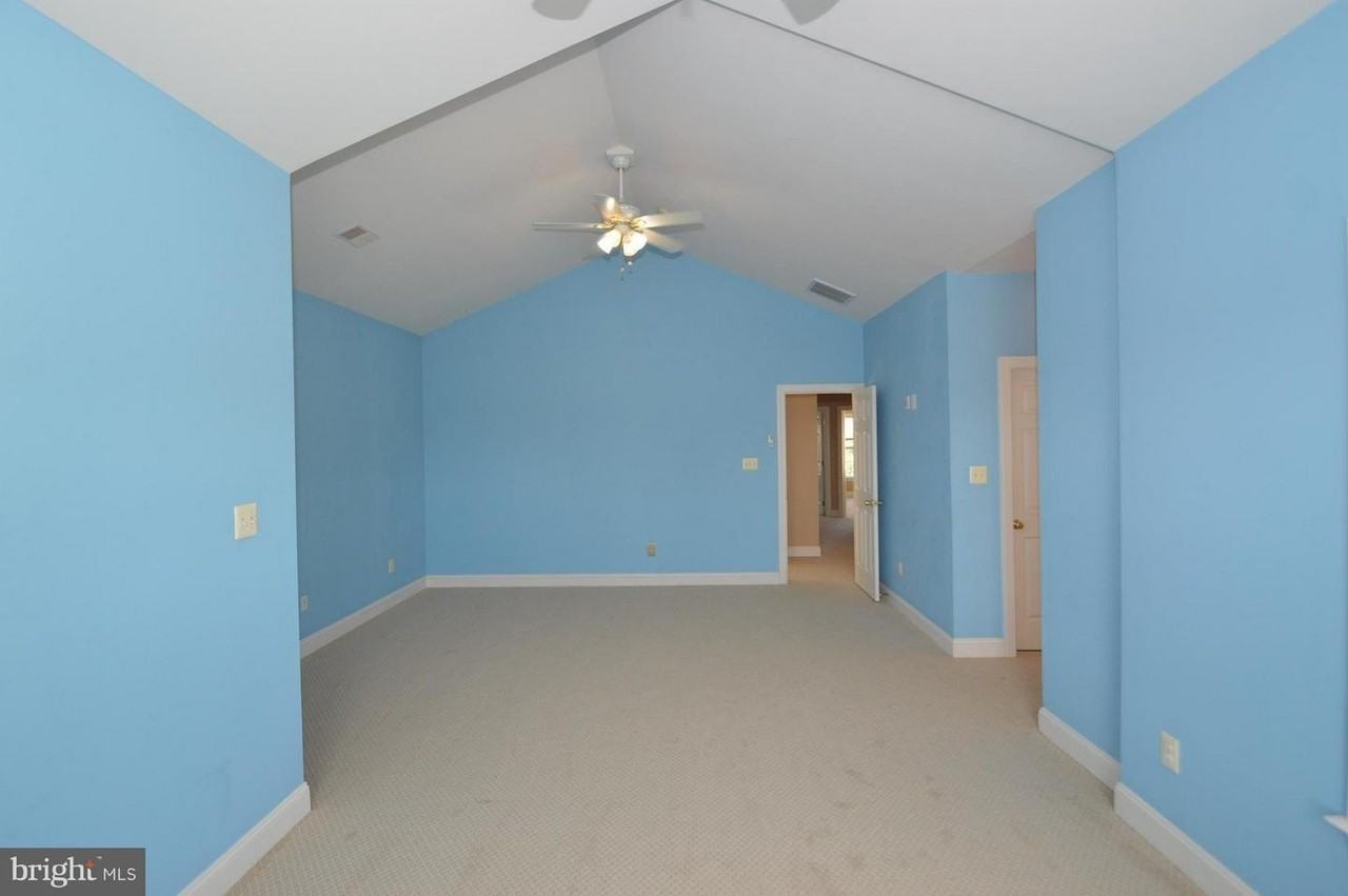 43076 La Riva Dr - Photo 4 of 19