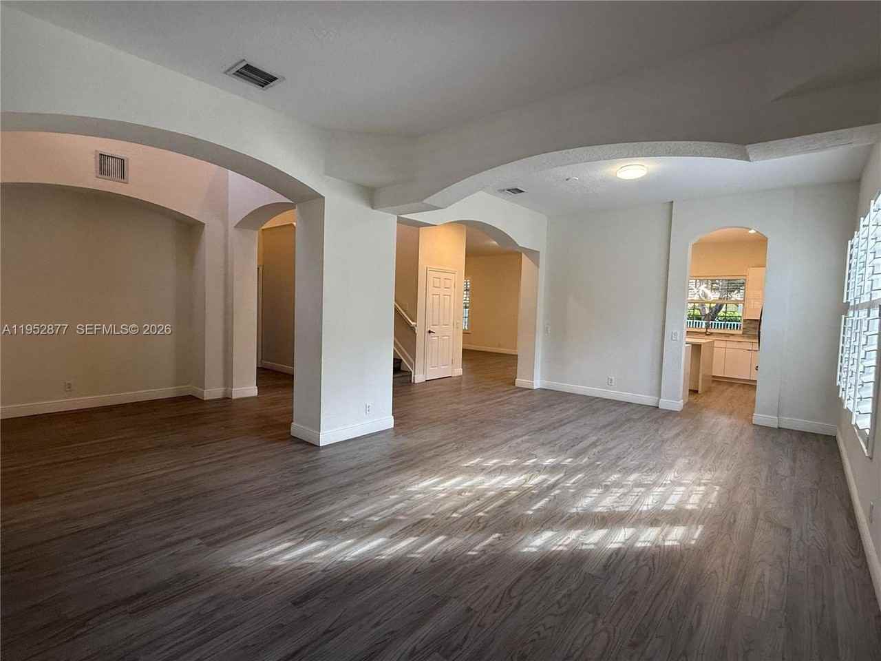 1971 Harbor View Cir #1971 - Photo 6 of 31