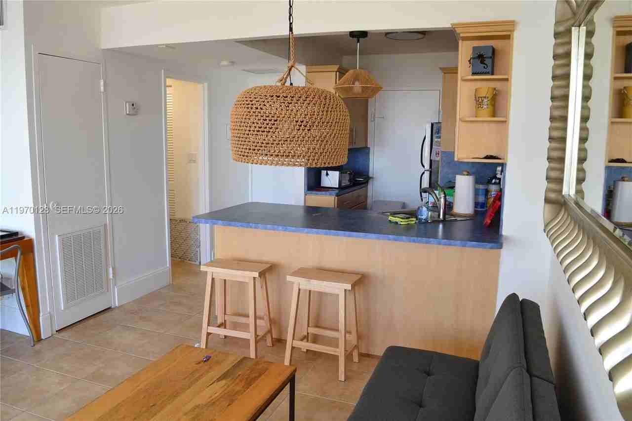 2899 Collins Ave #440 - Photo 7 of 24