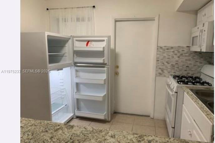 401 Sw 8th St #A - Photo 5 of 17