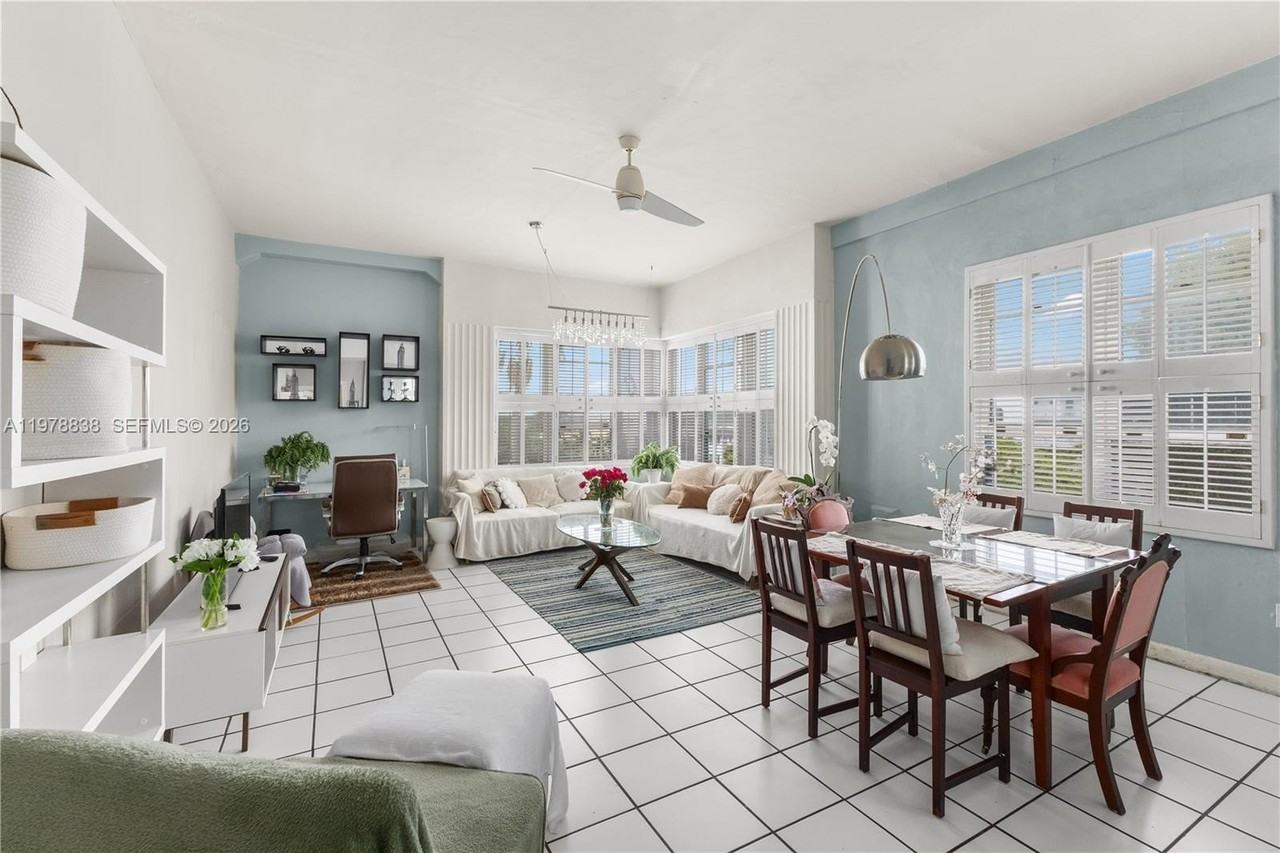 2421 Lake Pancoast Dr #3A - Photo 5 of 28