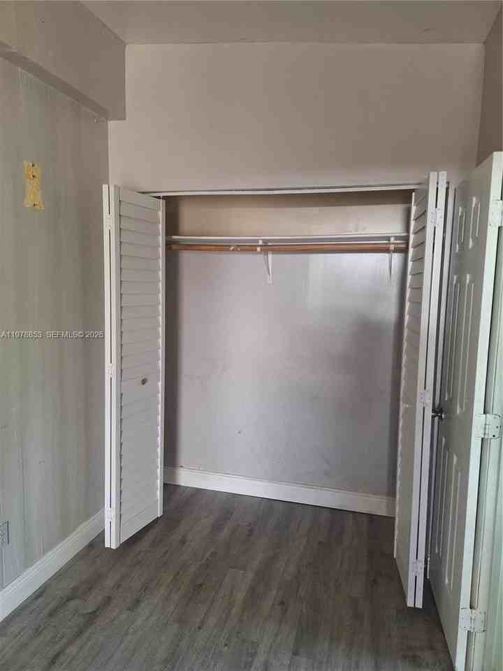 771 Ne 177th St #1 - Photo 3 of 9