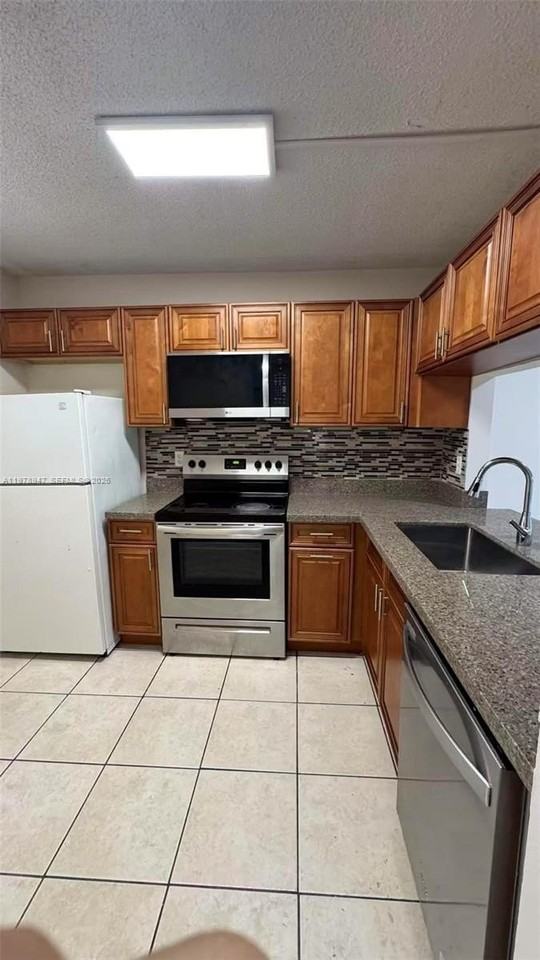 10349 Nw 8th St #106 - Photo 2 of 14