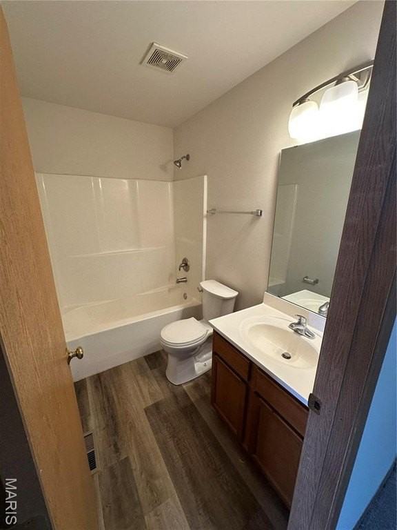 231 Truman Ct - Photo 6 of 8