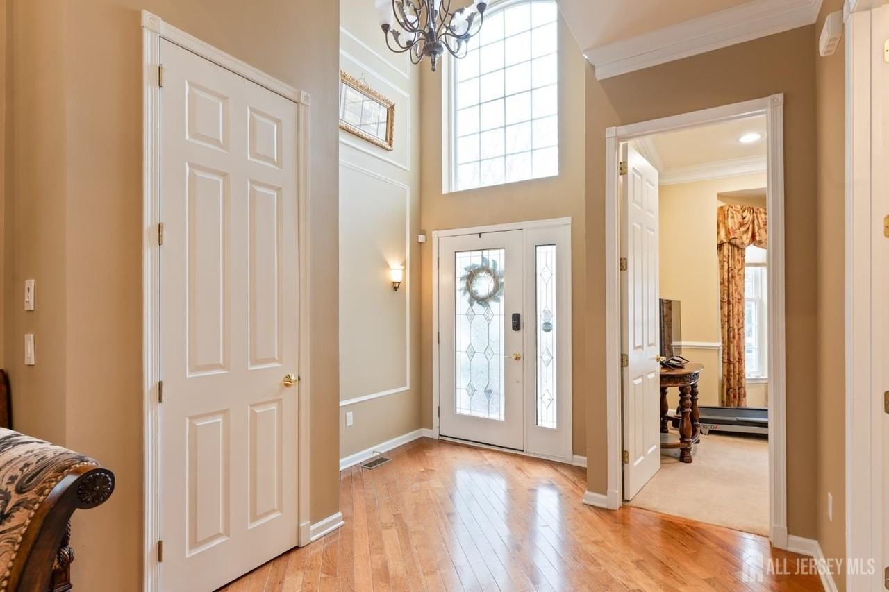 115 Andover Drive - Photo 7 of 32