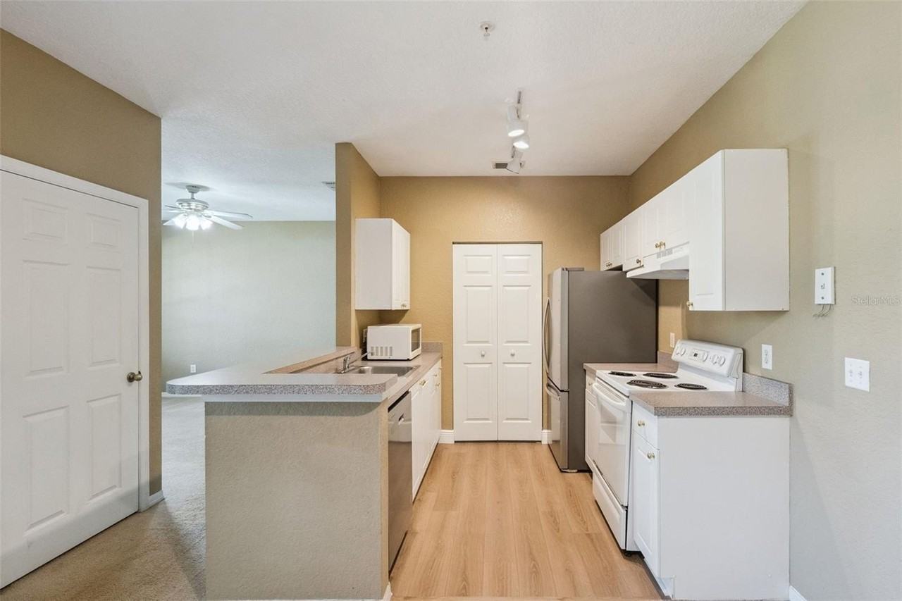 825 Grand Regency Pointe #103 - Photo 6 of 20