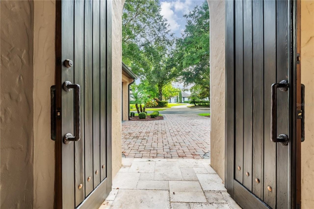 9841 Covent Garden Dr - Photo 5 of 47