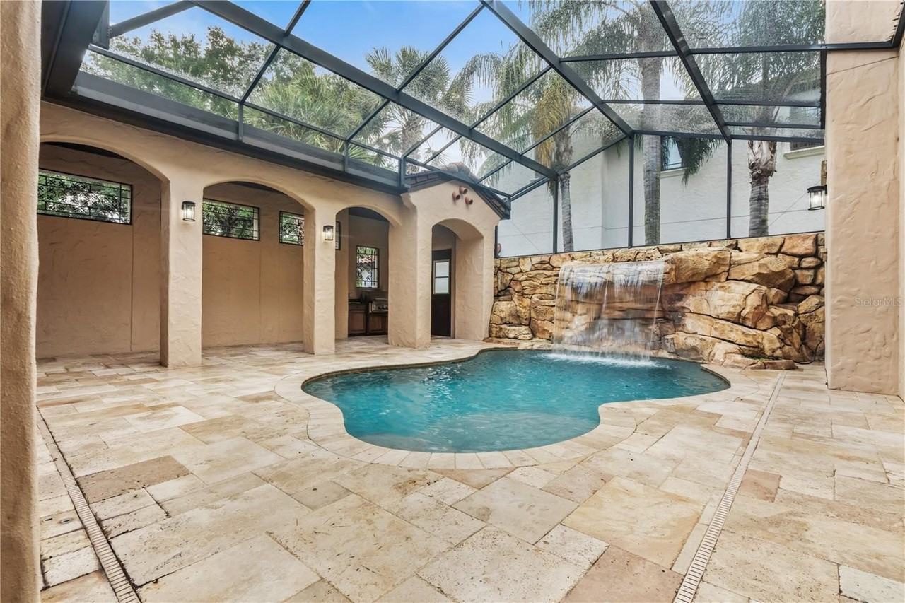 9841 Covent Garden Dr - Photo 7 of 47