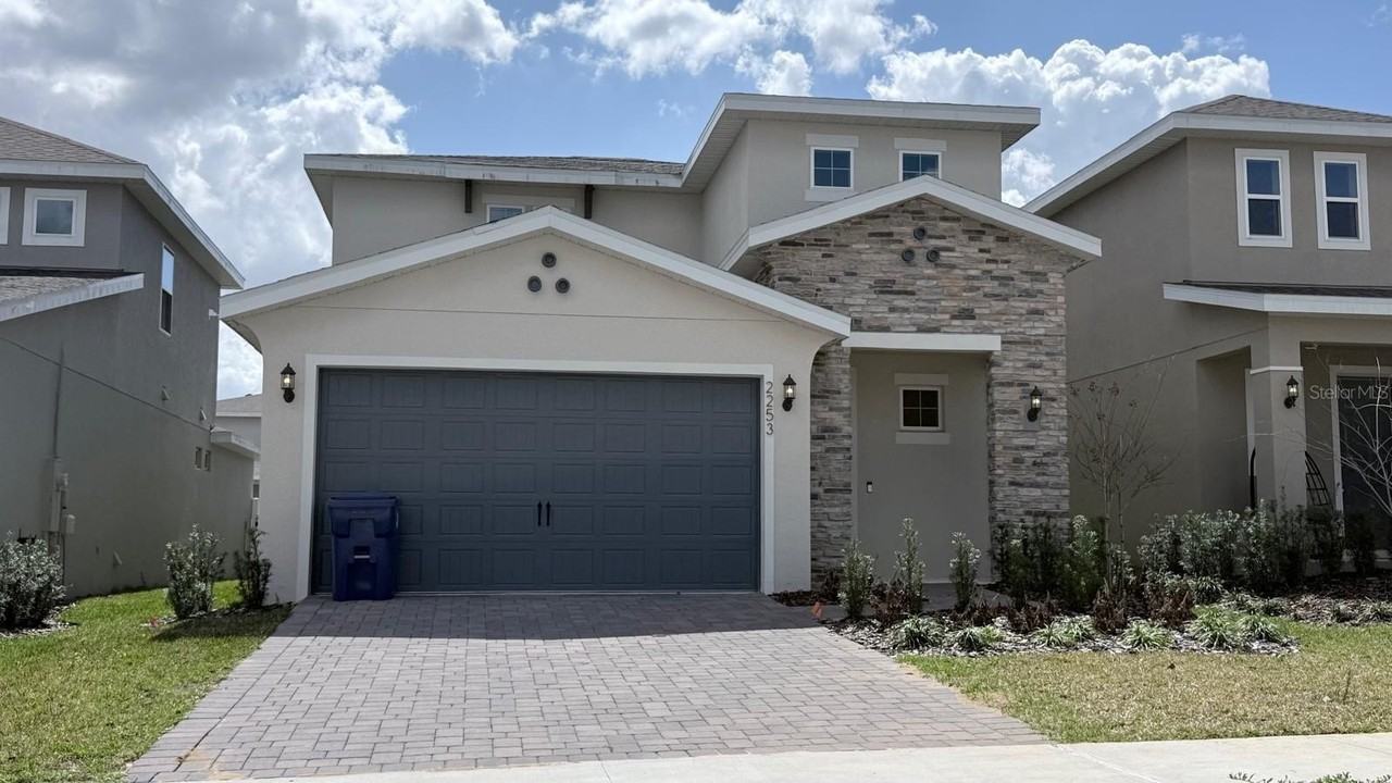 2253 Juniper Berry Dr