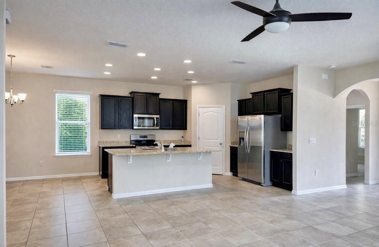 16719 Harper Cove Dr - Photo 6 of 41