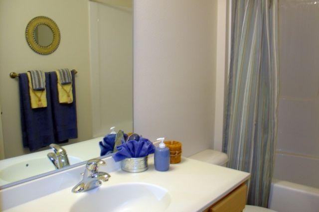 531 Pemberton Ln - Jasmine Apartments - Photo 6 of 7