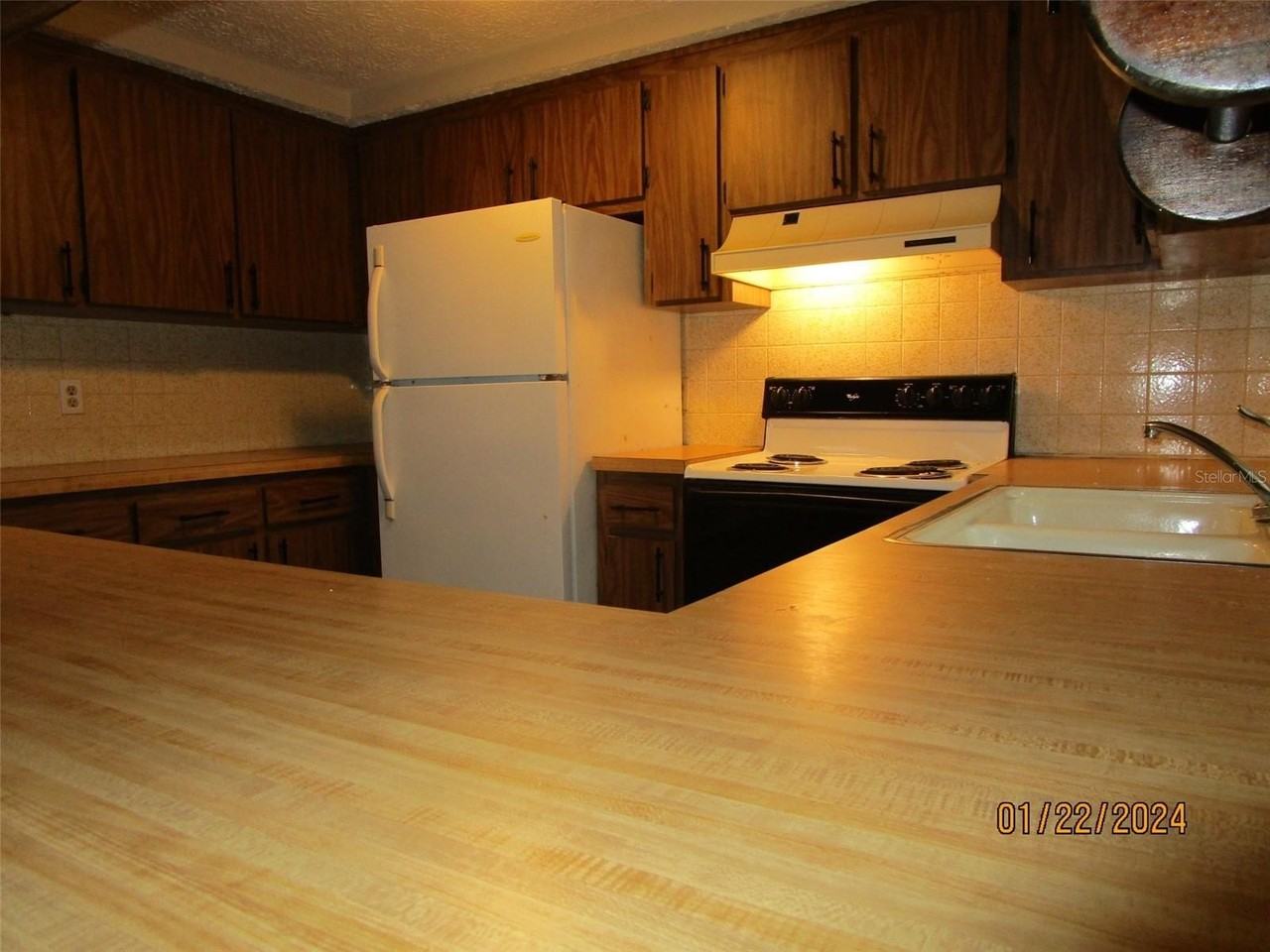 8947 Cairo Ln - Photo 6 of 16