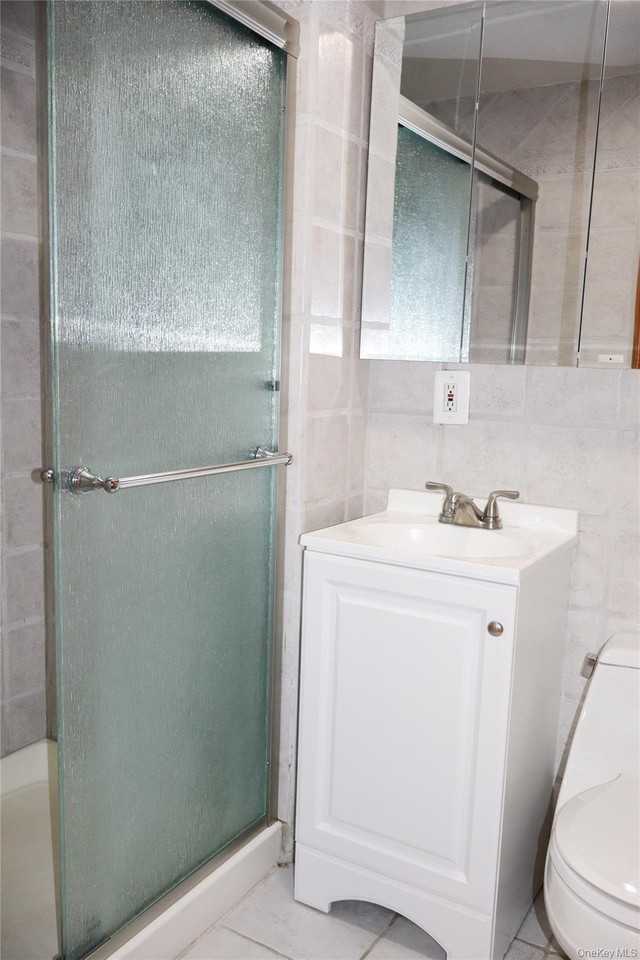 642 6th Ave W - Photo 7 of 8