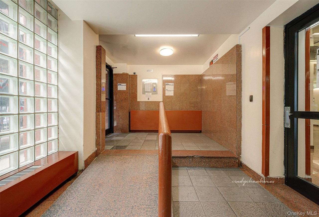 9430 60th Ave Apt 1h - Photo 2 of 28