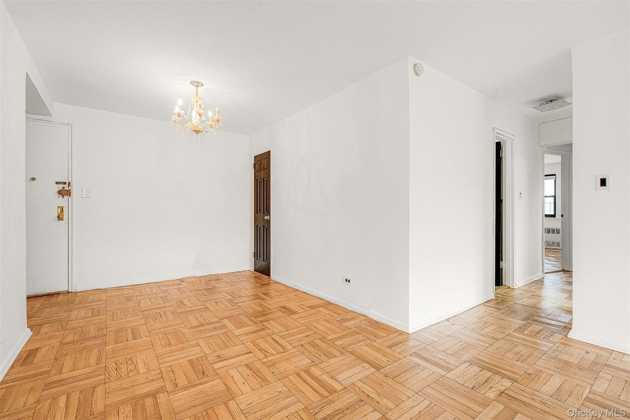 9430 60th Ave Apt 1h - Photo 7 of 28