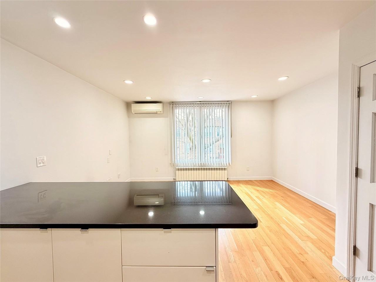 7027 65th St Unit 2 - Photo 5 of 13