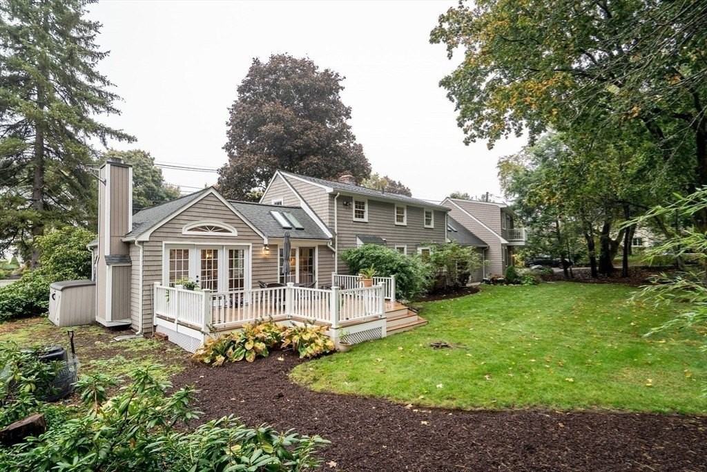 2270 Massachusetts Ave - Photo 2 of 27