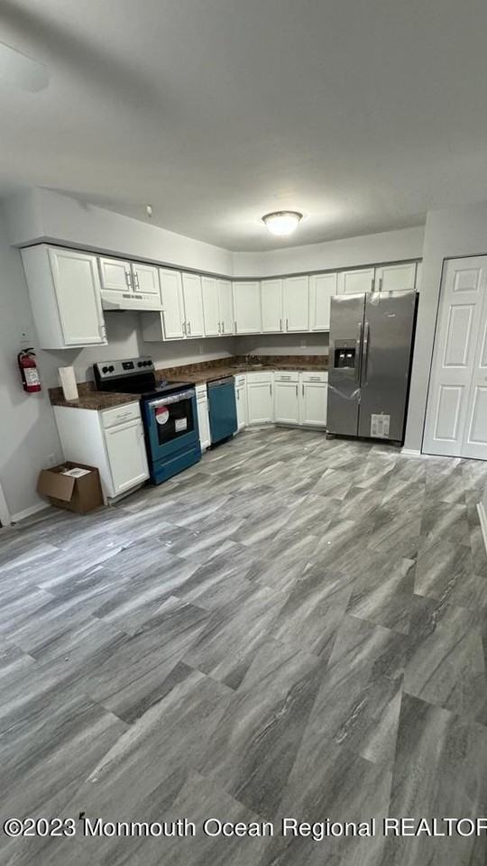 79 Lexington Blvd - Photo 3 of 14