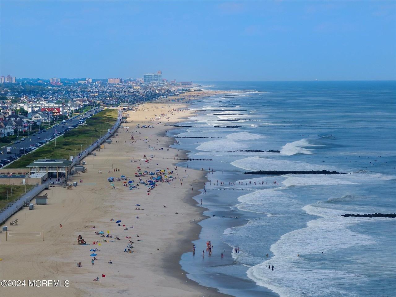 402 Philadelphia Blvd - Photo 3 of 50