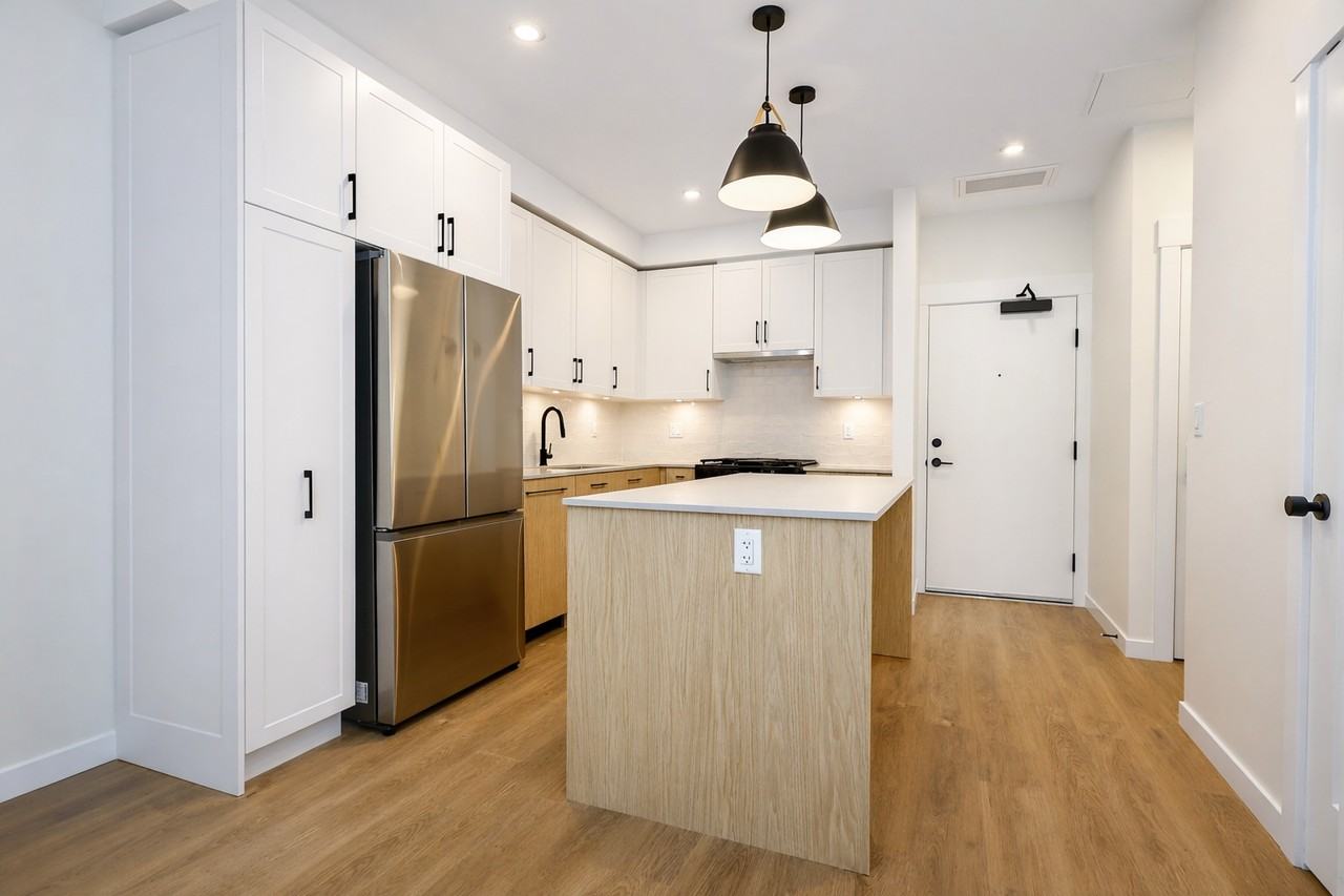 27254 Aldergrove Town Centre Dr #504 - Photo 3 of 9