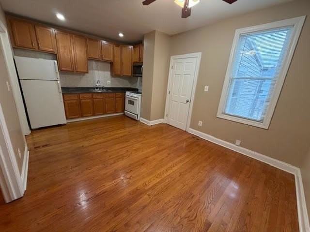 1407 W Superior St Apt 2r - Photo 2 of 6