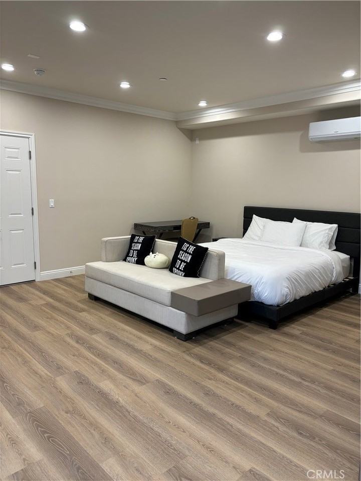 2028 S Chapel Ave Unit C - Photo 2 of 7