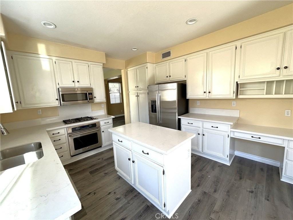 4525 Torrey Pines Dr - Photo 7 of 36