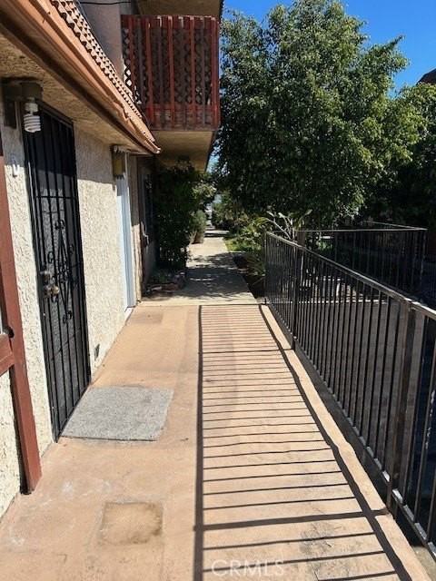 238 N Pico Ave - Photo 3 of 15