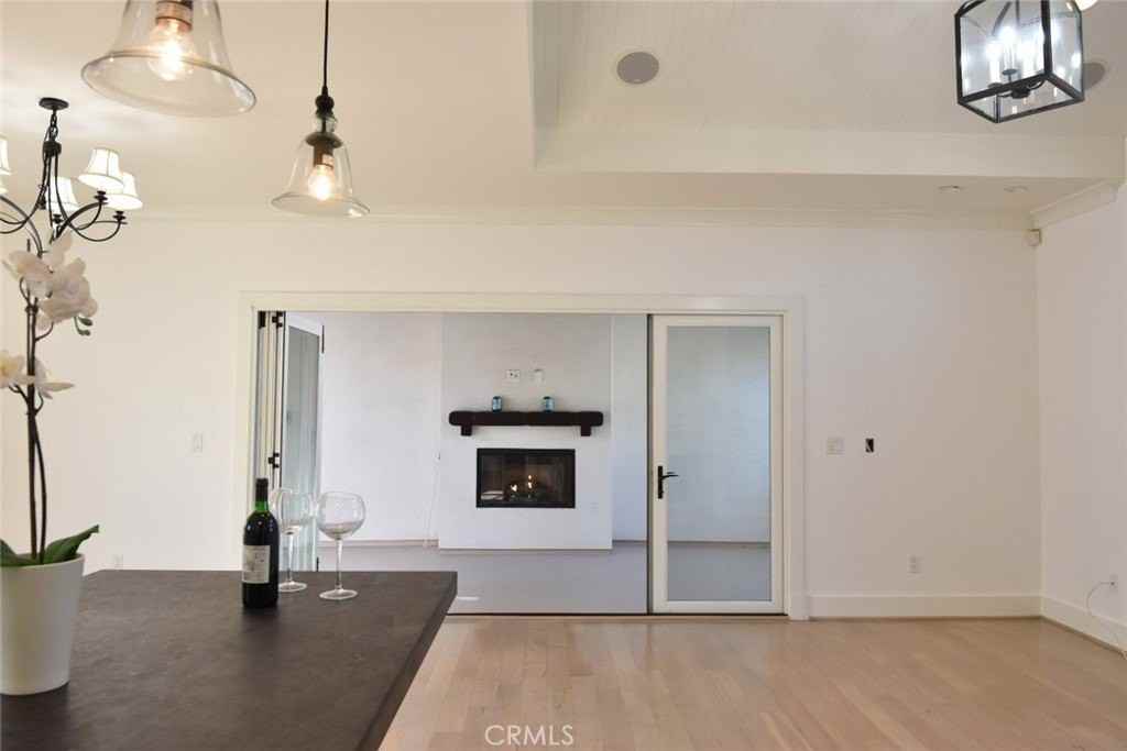 2521 2nd Ave - Photo 4 of 40