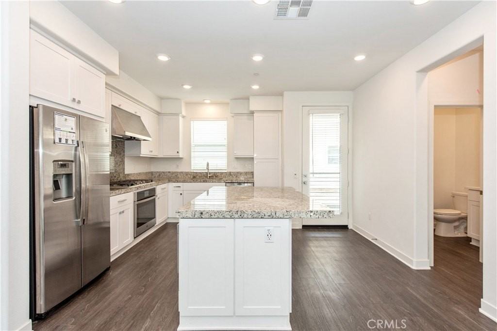 371 Bellver - Photo 2 of 42