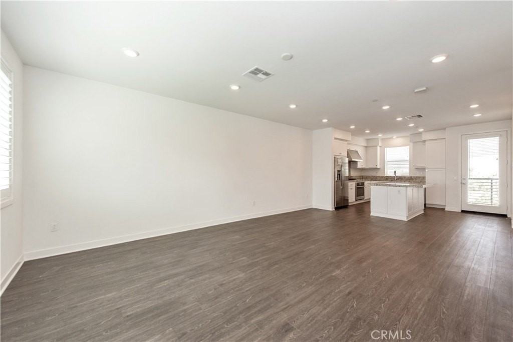 371 Bellver - Photo 7 of 42