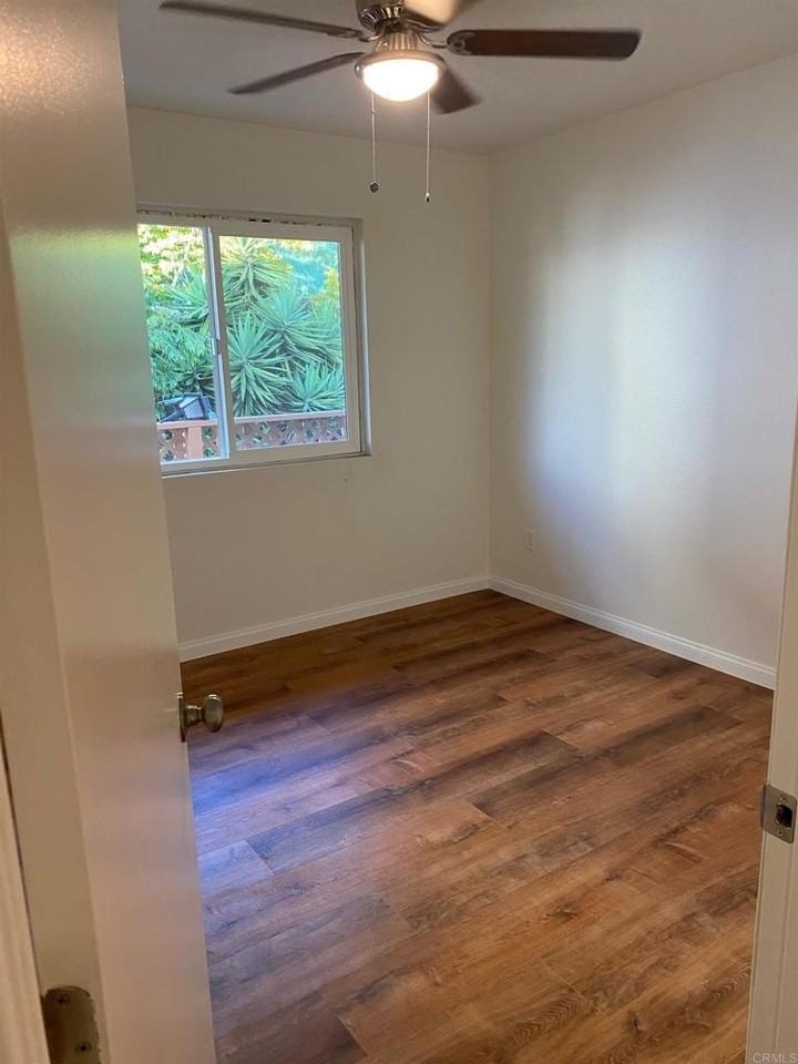 2319 Ridgeway Dr - Photo 7 of 17