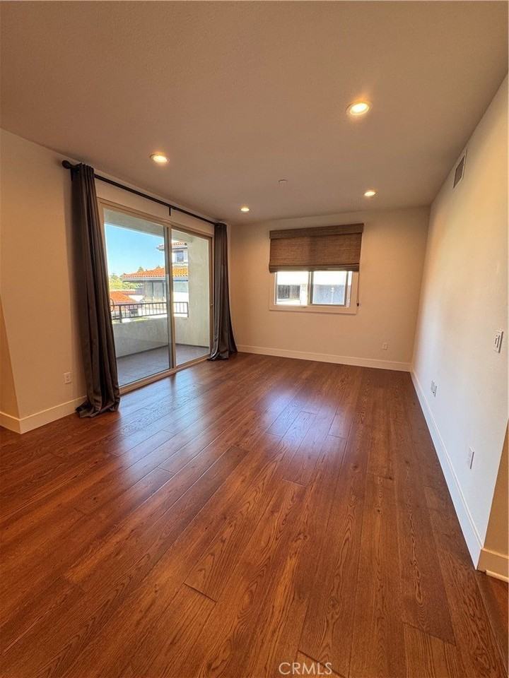 627 Deep Valley Dr #205 - Photo 3 of 25