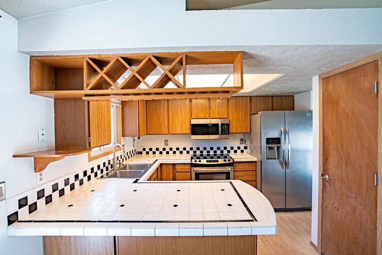 3328 E 34th Ave #1 - Photo 3 of 16