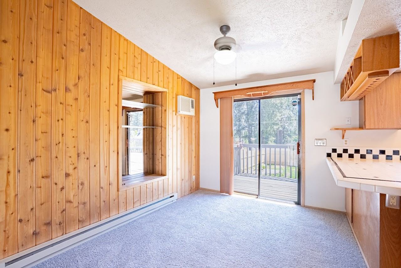 3328 E 34th Ave #1 - Photo 5 of 16