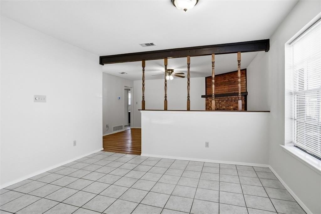 2318 Lindblad Ct - Photo 3 of 11