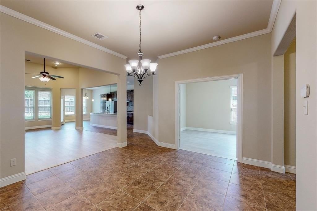 10512 Wagon Wheel Way - Photo 4 of 40