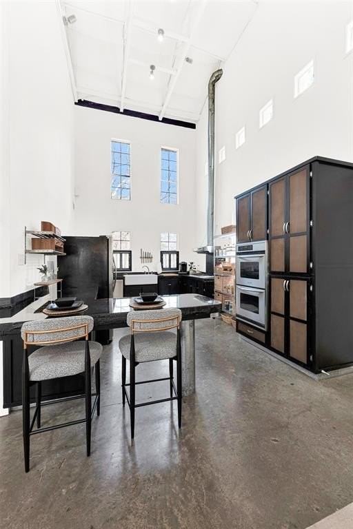 1233 Lady Ln - Photo 7 of 33